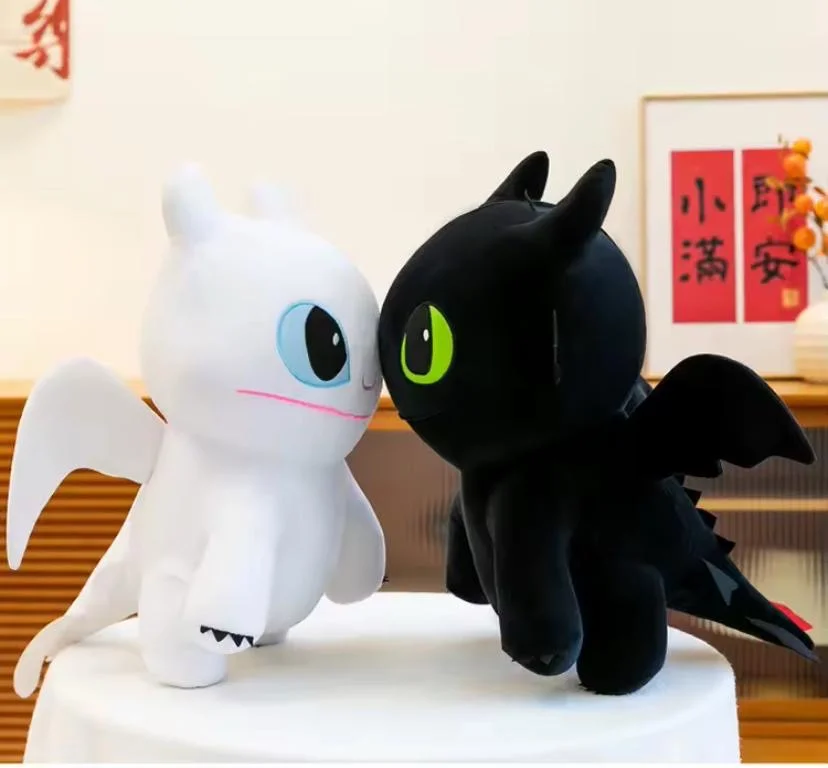 Furia Lumionosa Y Chimuelo — 50 cm